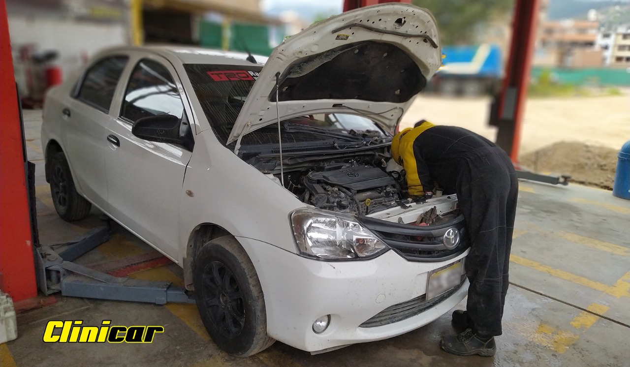 verificación de motor-en nuestro taller mecánico Cajamarca